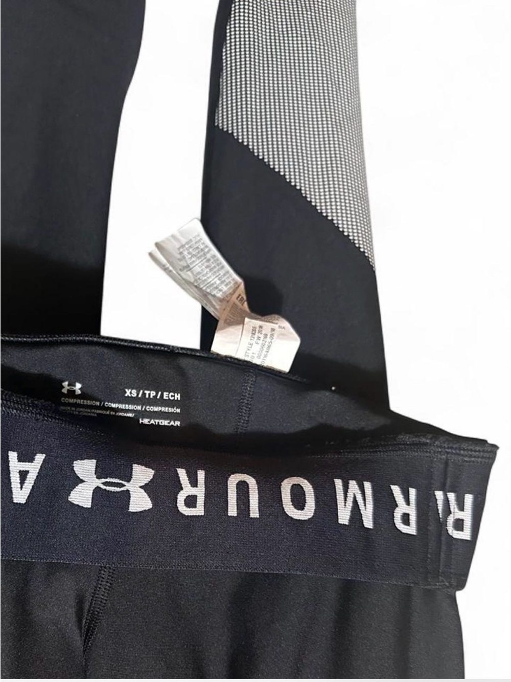 Under Armour Black compression Performance Leggings with White Side Logo - Picture 3 of 5